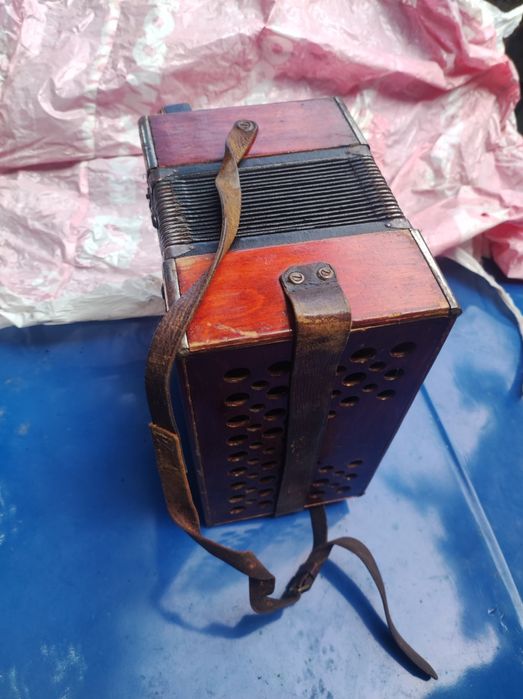 Продам гармошку тульская