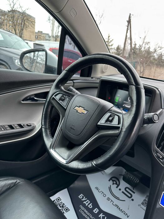 Продам  Chevrolet Volt 2012 рік можлива розстрочка,кредит,обмін!