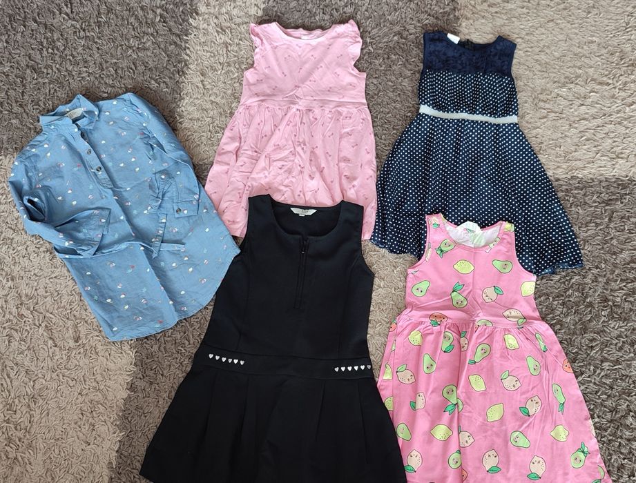 Zestaw sukienek dziewczynka 110 lato