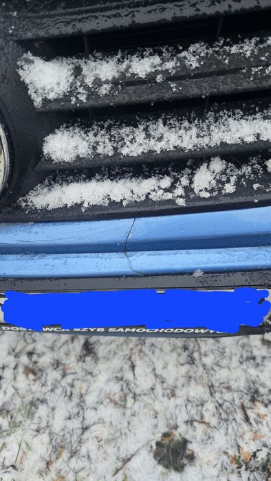 Zderzak przód Volkswagen Polo 9N. 2005r. Lift. LA5R.