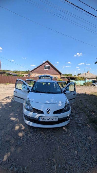 Продам авто Renault Clio універсал 2008р