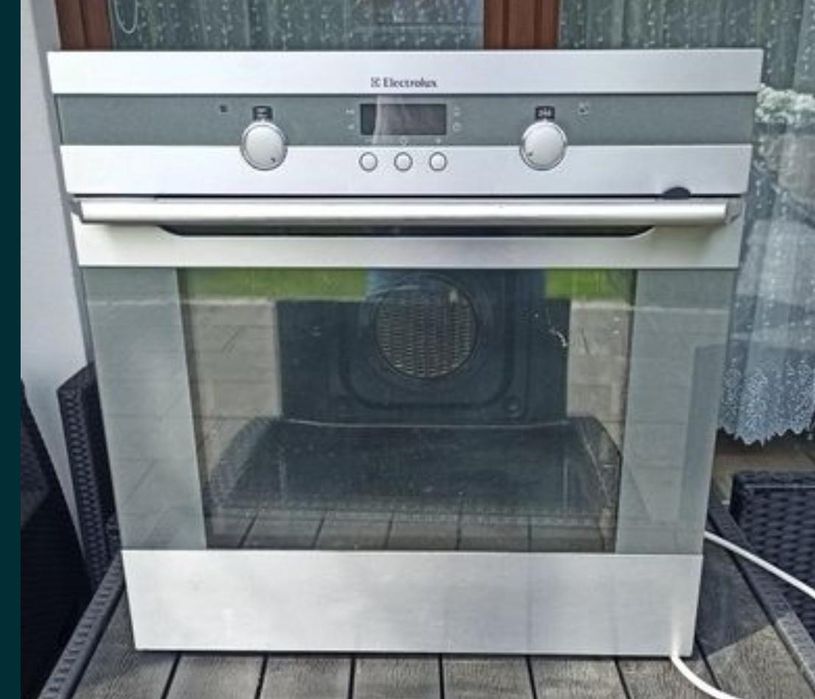 Piekarnik Electrolux Pod Zabudowę moc 3500W