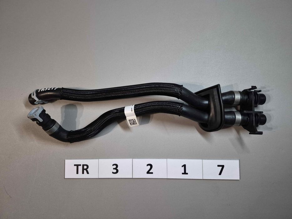 Land Rover Evoque L551 18- патрубок системи охолодження TR3217 M8D218