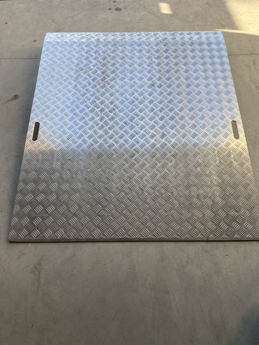 Rampa najazd 1200 kg Jungheinrich najazd wzmacniany na busa kontener