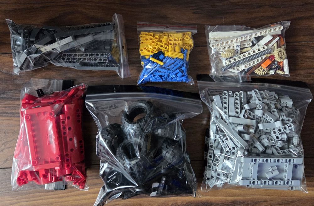 LEGO 42068 Technic 2w1 Pojazd straży pożarnej