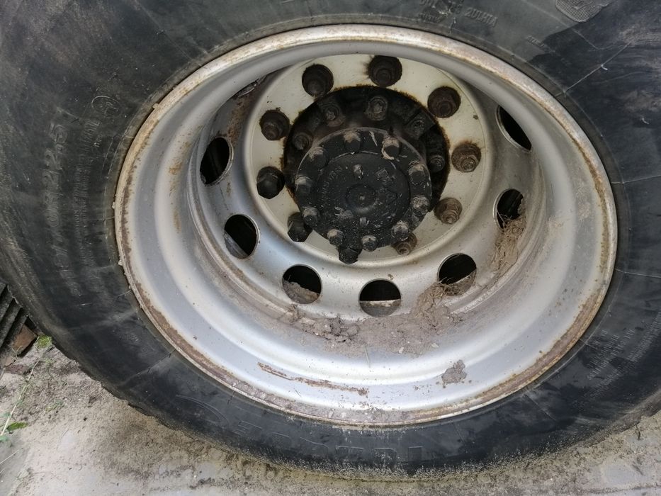 Продам резина  315.70.22.5+дискі