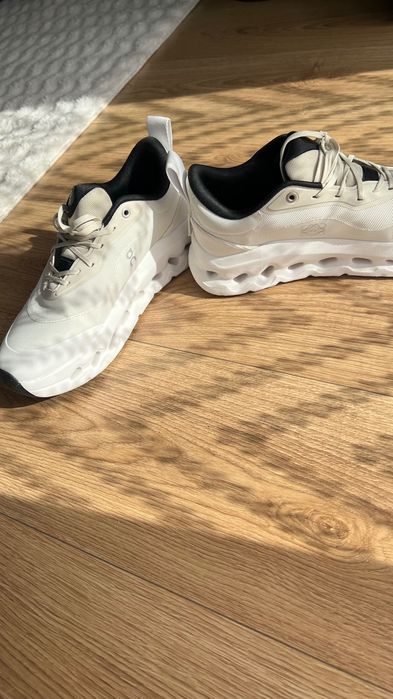 On cloud buty damskie