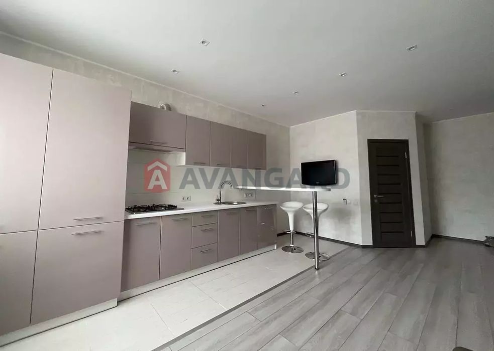 БЕЗНАЛ!Продаж 1-х кімн, ЖК Щасливий, 48 кв2, ЦІНА 52999,РЕМОНТ,МЕБ,ТЕХ