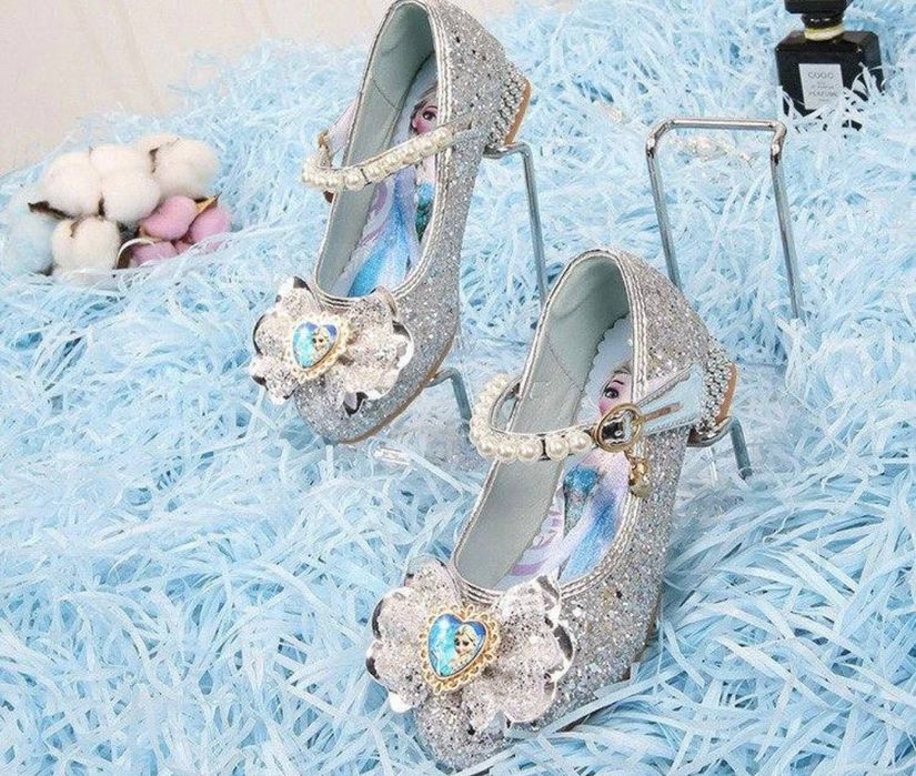 Туфлі принцеси Ельзи на каблуку з перлинами, білі 28 розмір, 18см