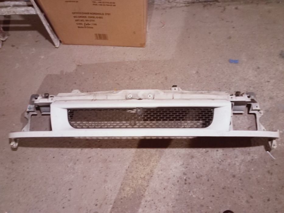 Pas przedni "okular" transit mk6 2000 - 2006