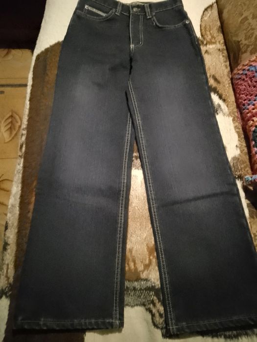 Продам чоловічий  джинсовий піджак,та штани джинсові