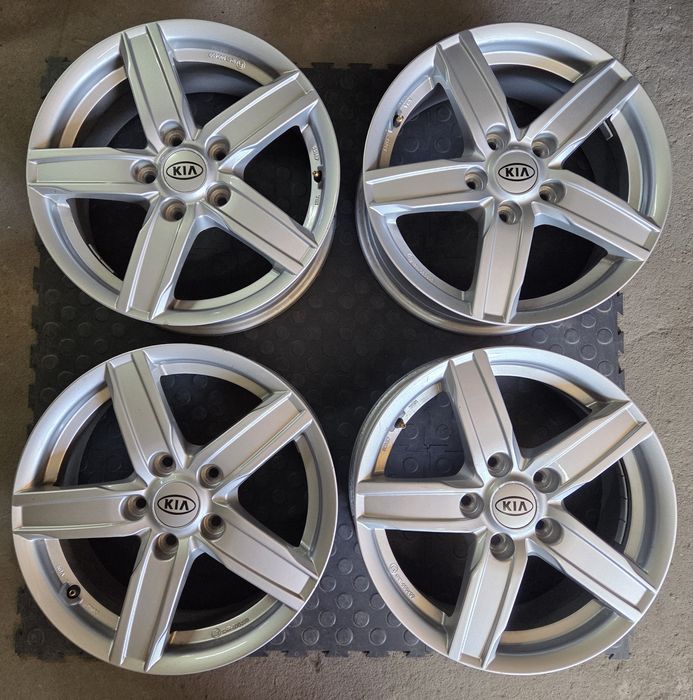 Felgi Aluminiowe 5x114,3 6,5Jx16 ET 48,5 Kia Huinday
