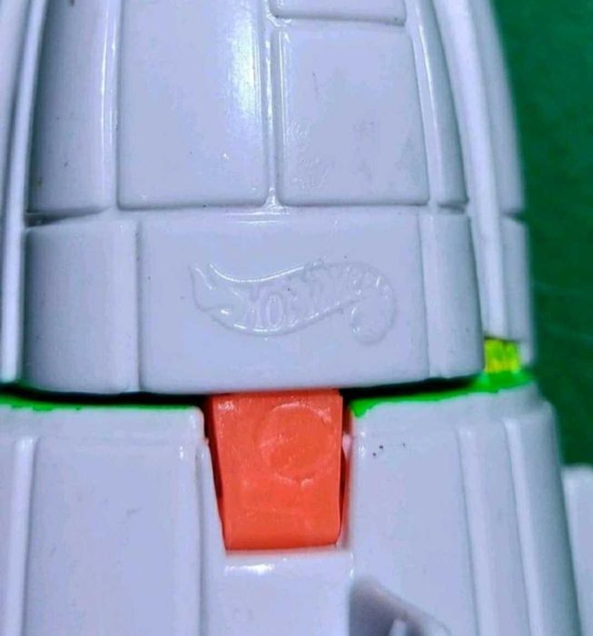 Attack Pack Alien Invaders Galactibite Rocket 1993 HotWheels