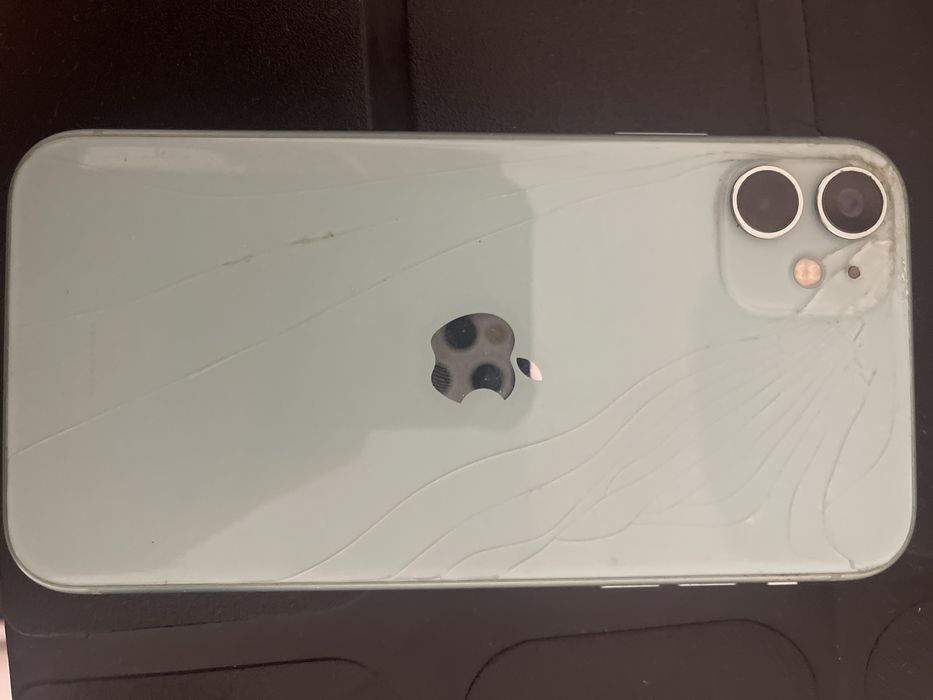 Iphone 11 verde