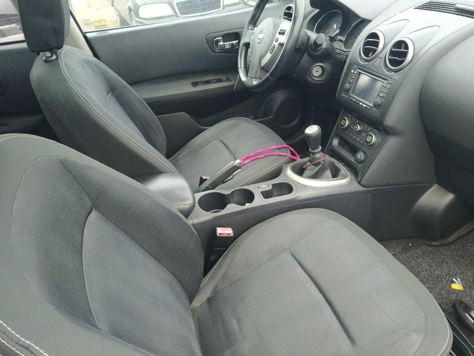 Nissan qashqai 1.5 2010