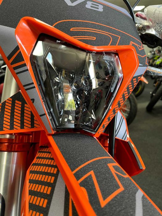 Мотоцикл STN V8 Motard В НАЯВНОСТІ !!!
