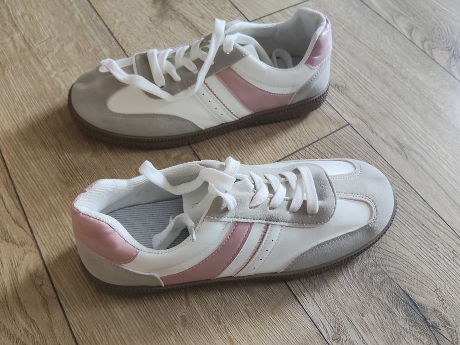 Buty damskie jesienne