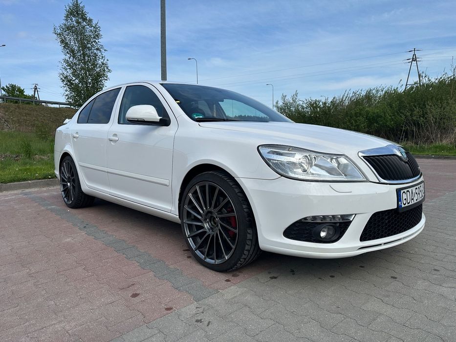 Skoda Octavia Škoda Octavia RS 2.0 TSI DSG — 200 KM | 2011 | Hatchback