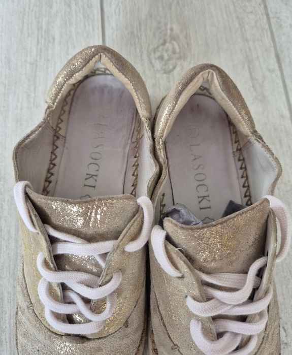 Damskie wiązane złote skórzane espadryle Lasocki 37