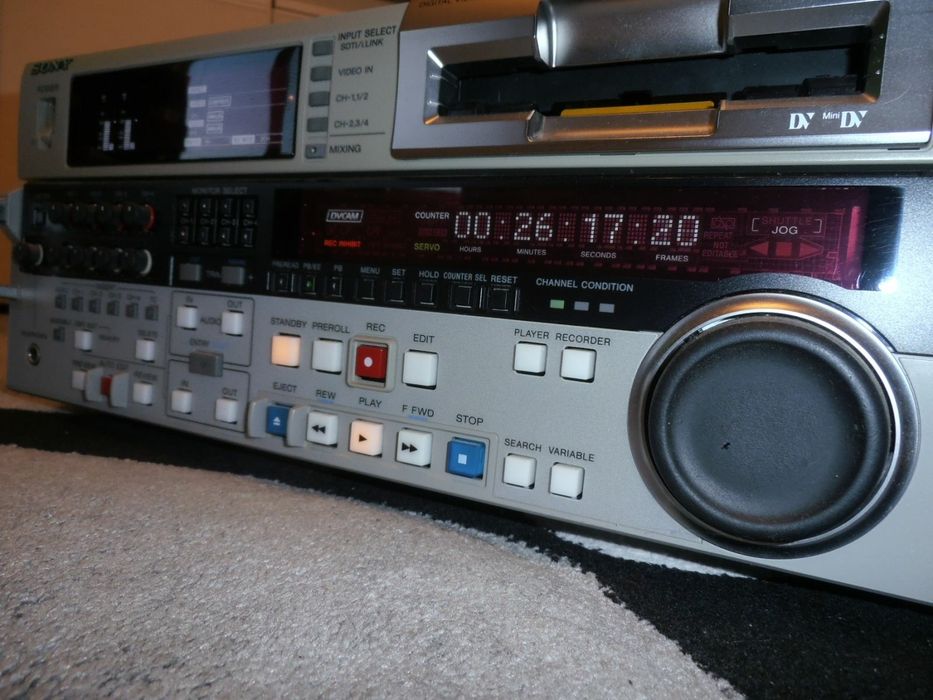 Студийный видеомагнитофон DVCAM, DV, Mini DV, DVCPRO Sony DSR-2000AP ...