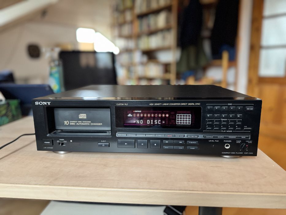 Odtwarzacz CD na 10 płyt Sony CDP C910