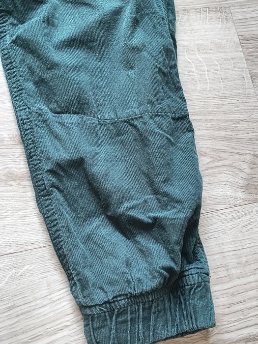 Sztruksy H&M 110 cm z podszewką
