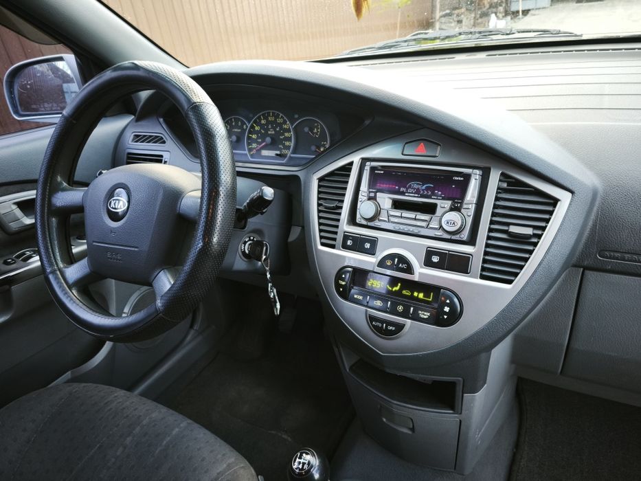 Kia Carens 2.0 дизель