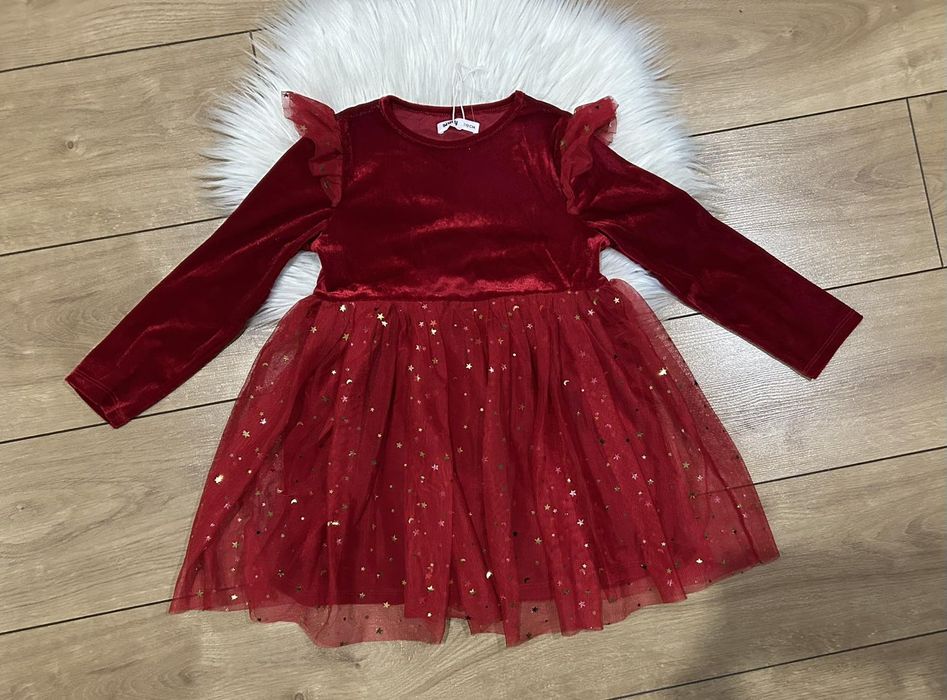Сукня для дівчинки