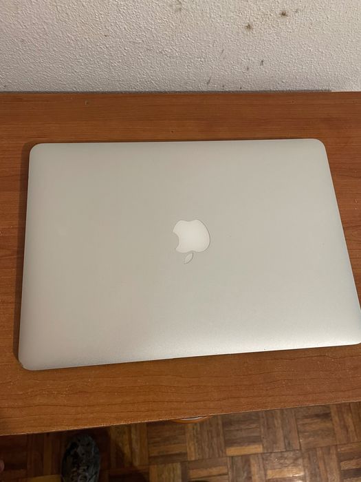 MacBook Air 13 Versão: macOS 12.7.6