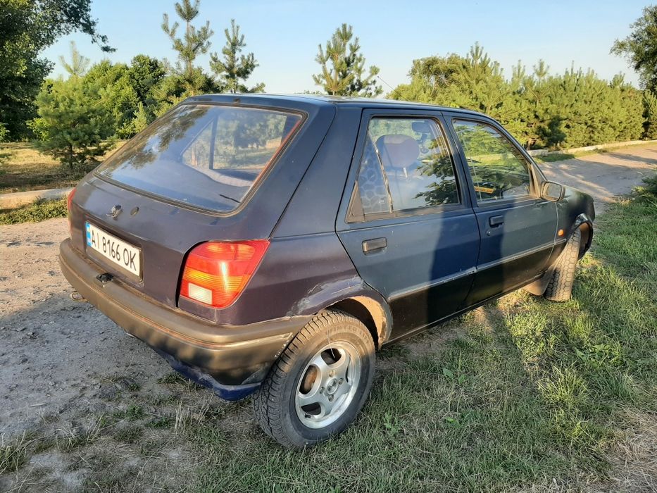 Продам ford fiesta mk3 бензин