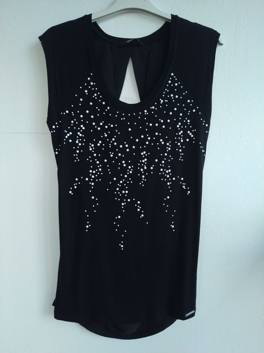 Camisola / T-shirt preta com apliques, muito elegante- Tiffosi - Tam.M