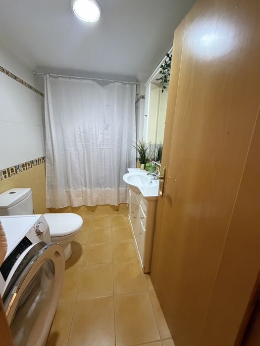 Apartamento T2 - urbanizacao casal da mira - Amadora