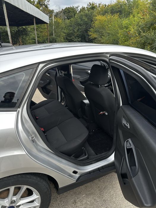 Продам свой автомобиль Ford Focus 3