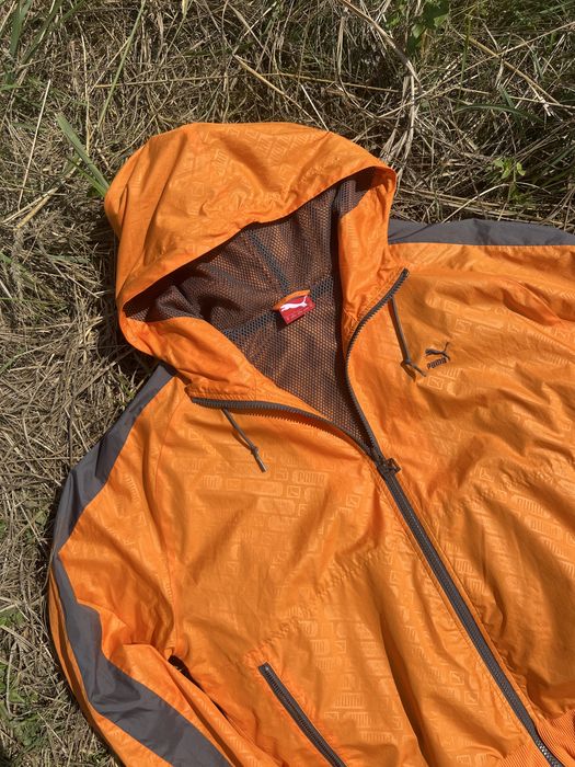 Вітрівка Puma SportLifestyle Monogram Windbreaker