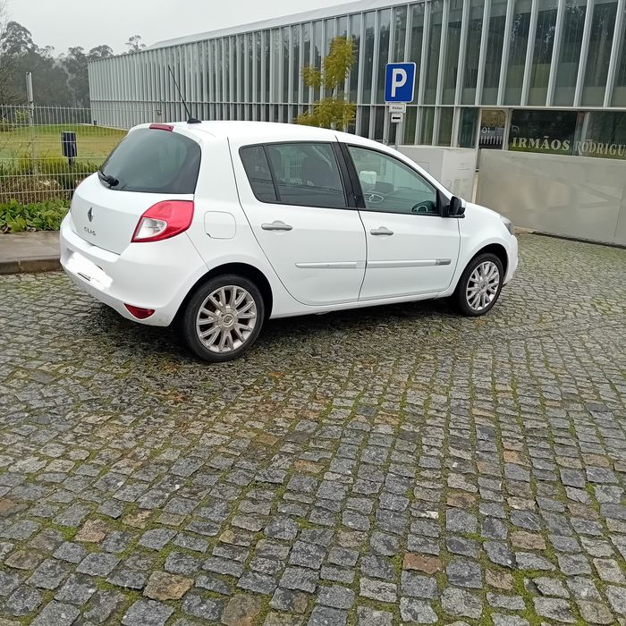Renault clio 1.2 dynamique s Gps