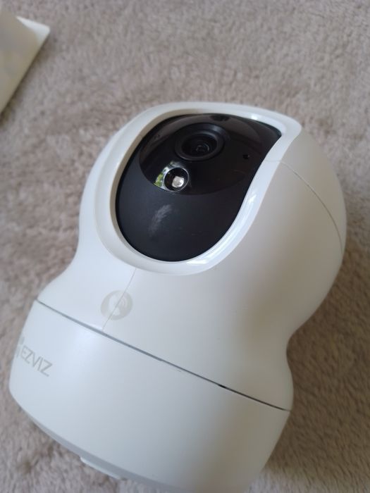Розумна поворотна Wi-Fi камера EZVIZ CP1 Pro 2K+ (Відеоняня / Охорона)