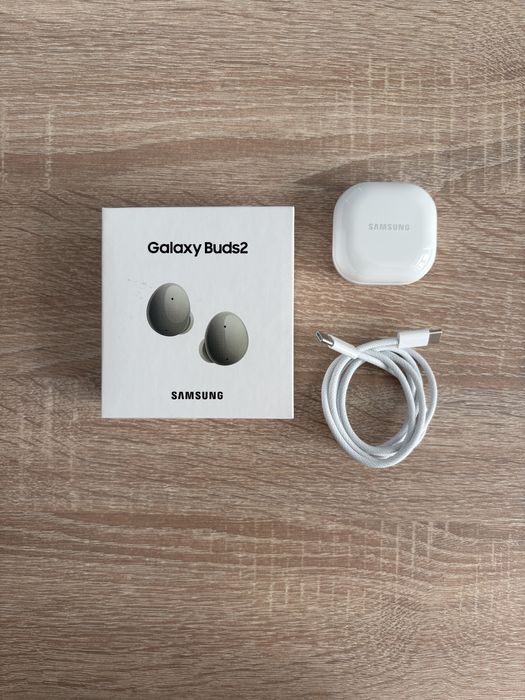 Samsung Galaxy buds 2