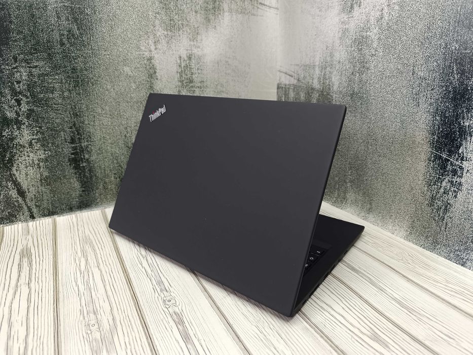Ноутбук Lenovo ThinkPad Т490\IPS\14.0"\i5-8365U\8 GB\SSD256 ідеальний