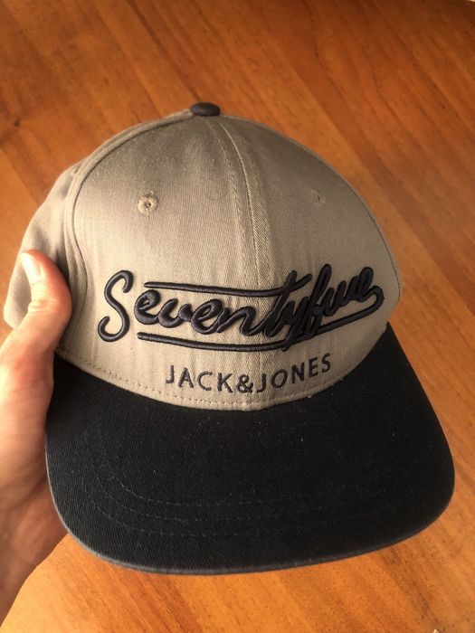 Кепка бейсболка снэпбэк Jack & Jones