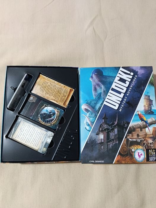 Jogo de Cartas Unlock! Mystery Adventures-Escape Room