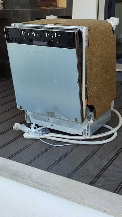 Máquina Lavar Loiça de encastrar Balay para peças