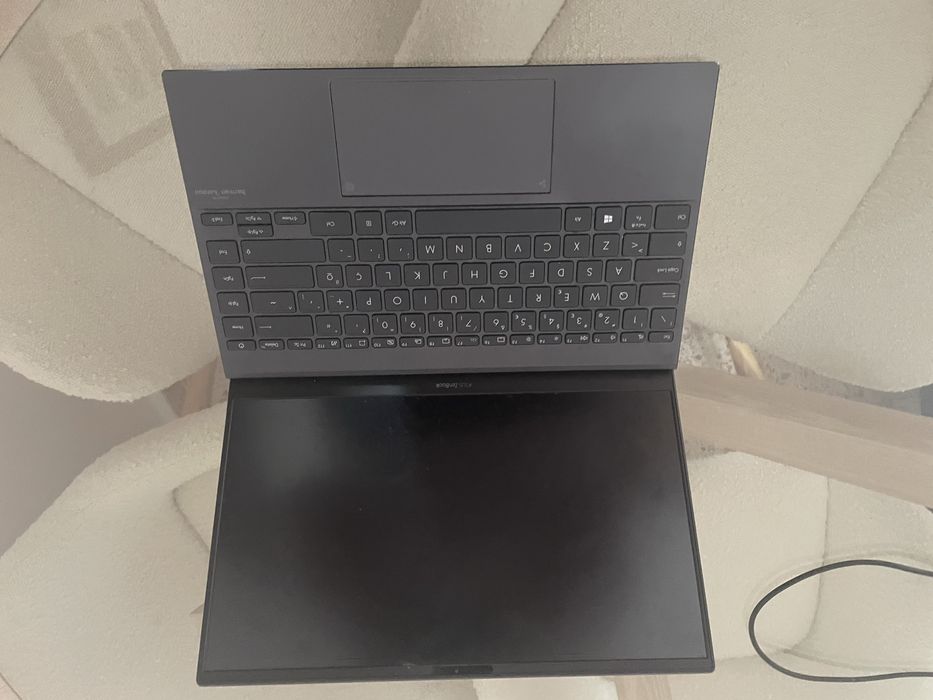 ASUS Zenbook como novo