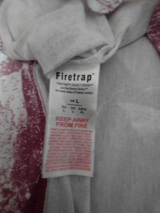 футболка Firetrap Sub Burg Skull розмір L, ідеальний стан.