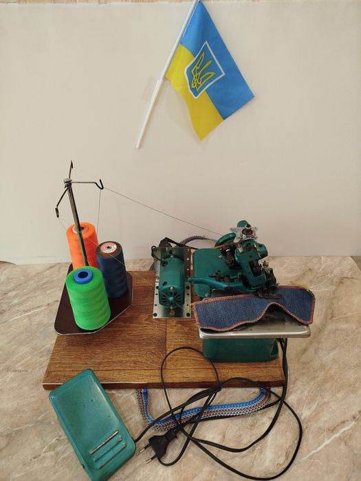 Оверлок тринитковий 51 класу.