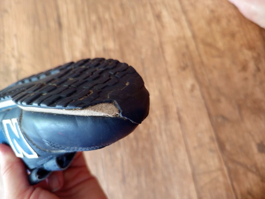 Buty sportowe.,,
