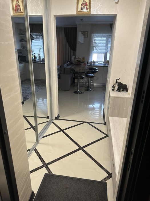 3к квартира з ремонтом!Мін.оф!Держ.прогр.ТАК!Газ!+гараж!Без комісії!