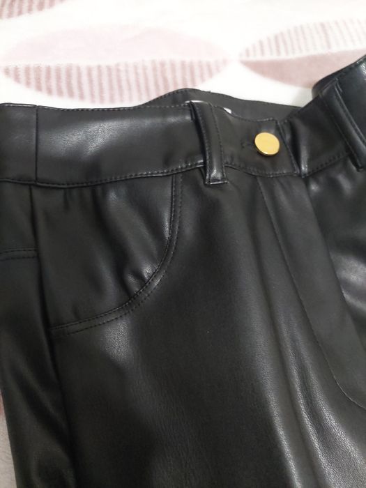 Calças polipele Tam. S Cafofo