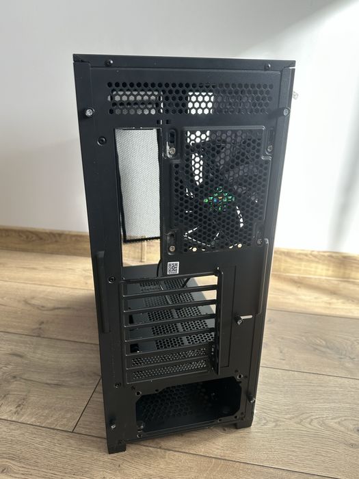 Корпуси GameMax Siege/Quest Black 3703472