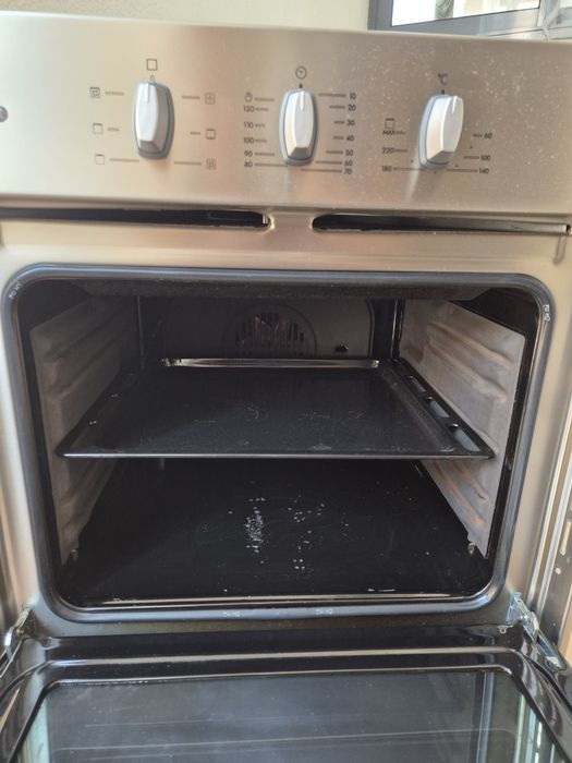 Forno elétrico Ariston Hotpoint