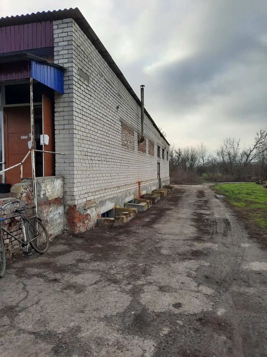 Продам приміщення